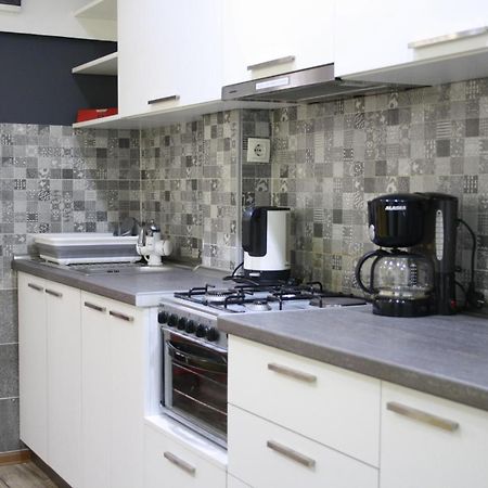 Studio House - Getaway Бітола Екстер'єр фото