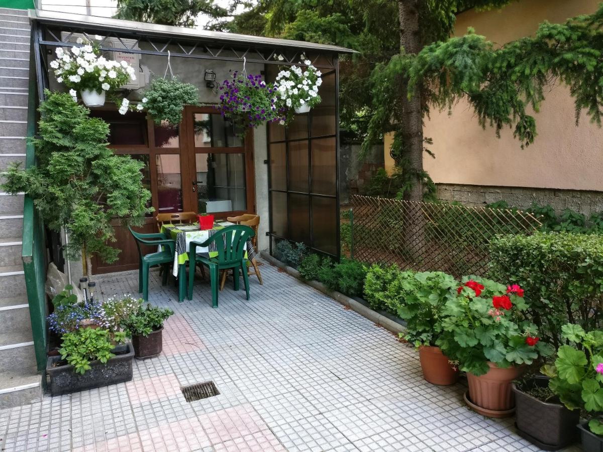 Studio House - Getaway Бітола Екстер'єр фото